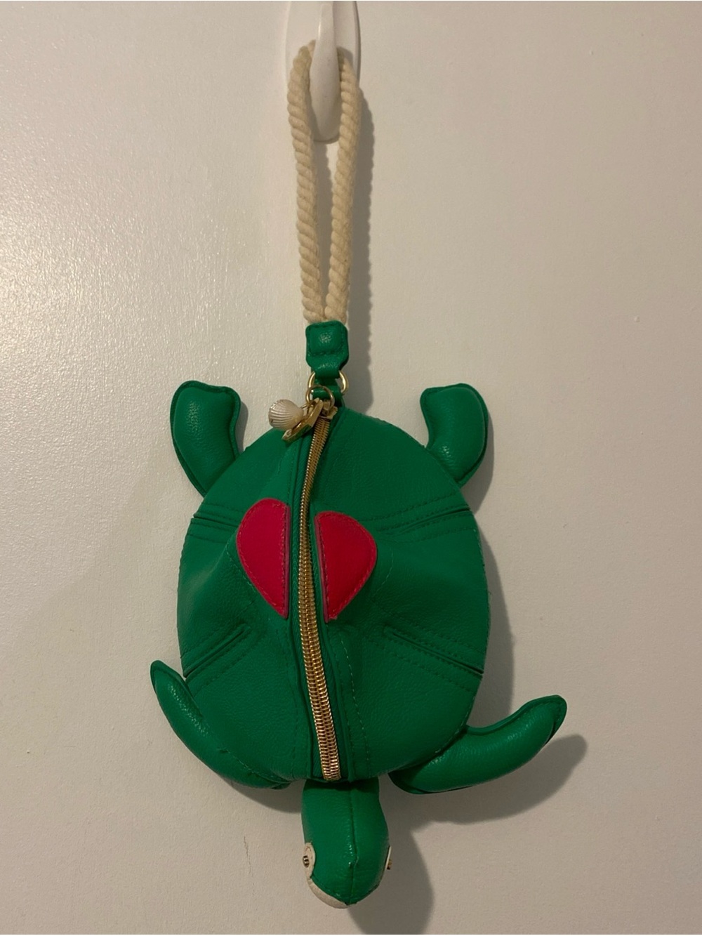 Betsey Johnson Turtley Awesome Green Wristlet Clutch - Picture 3 of 13